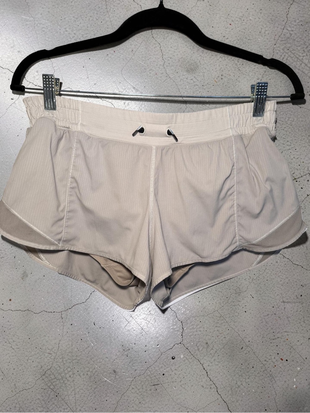 Lululemon Active Gray Hotty Hot Lines Shorts